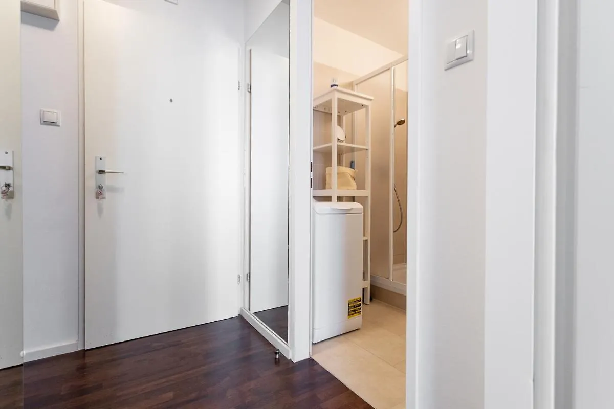 New Shalalaliving Vienna - Lovenest Or Workspace Near Schoenbrunn Bg 오스트리아